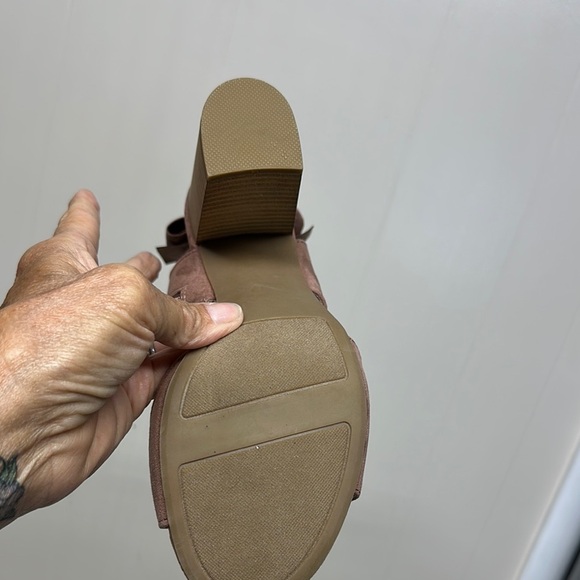 LC Lauren Conrad Dusty Rose Peep-Toe Heels - Picture 12 of 12